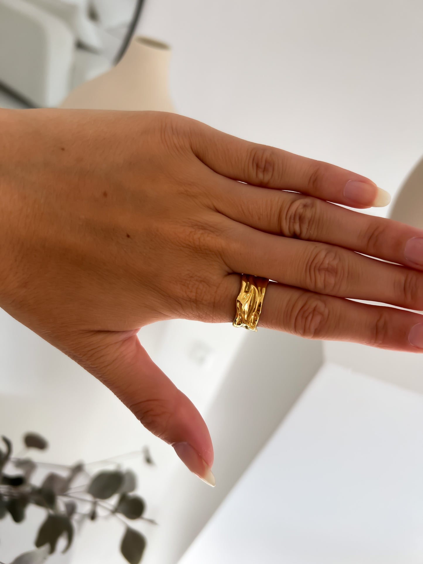 STAY TRUE TO YOURSELF GOLD RING