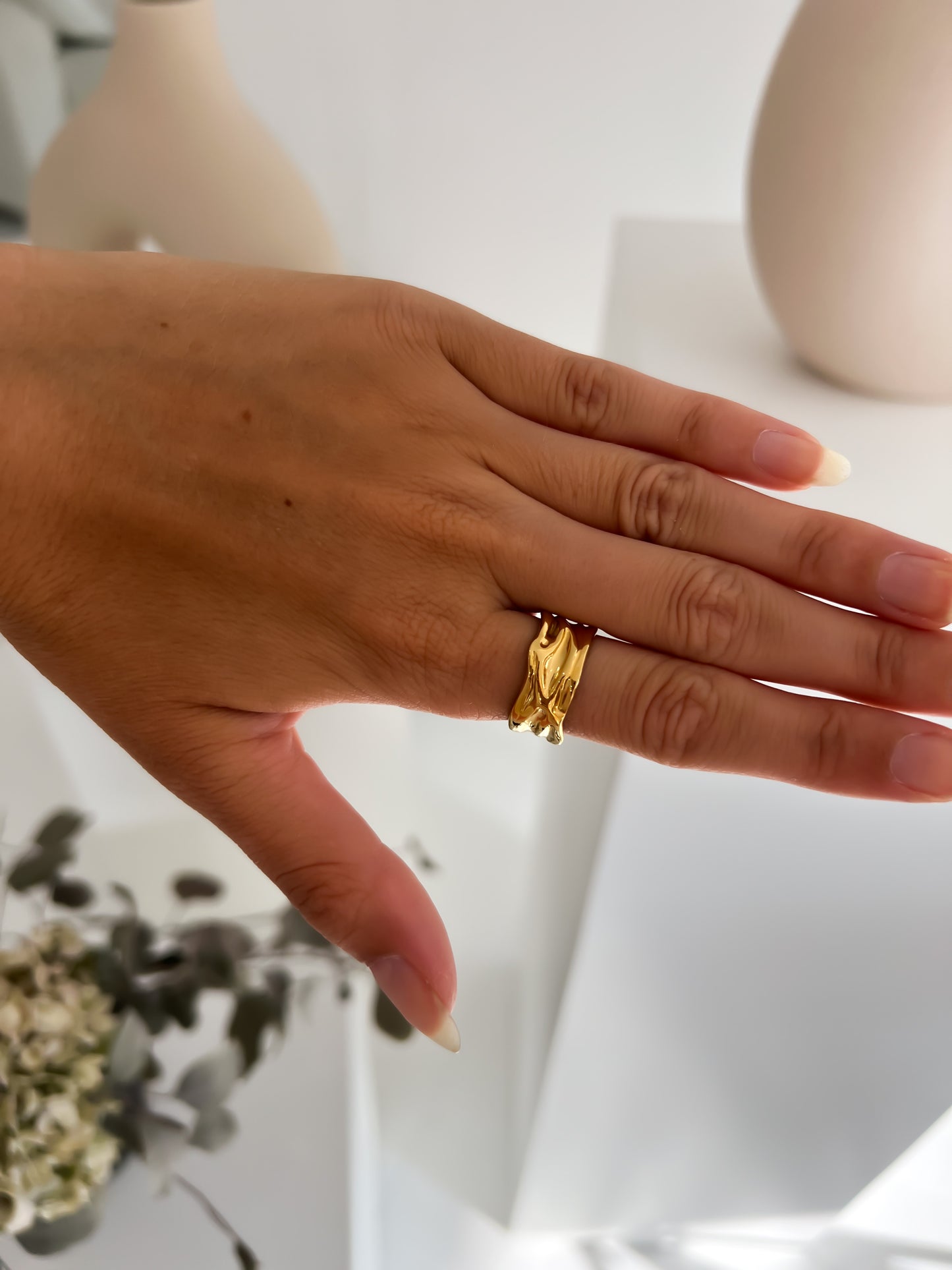 STAY TRUE TO YOURSELF GOLD RING