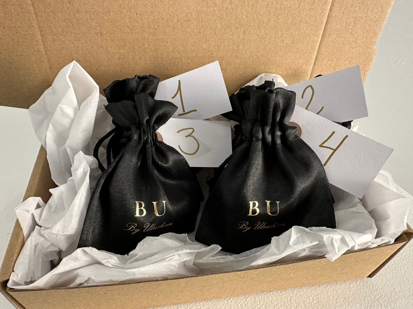 B U 2023 Adventskalender GOLD