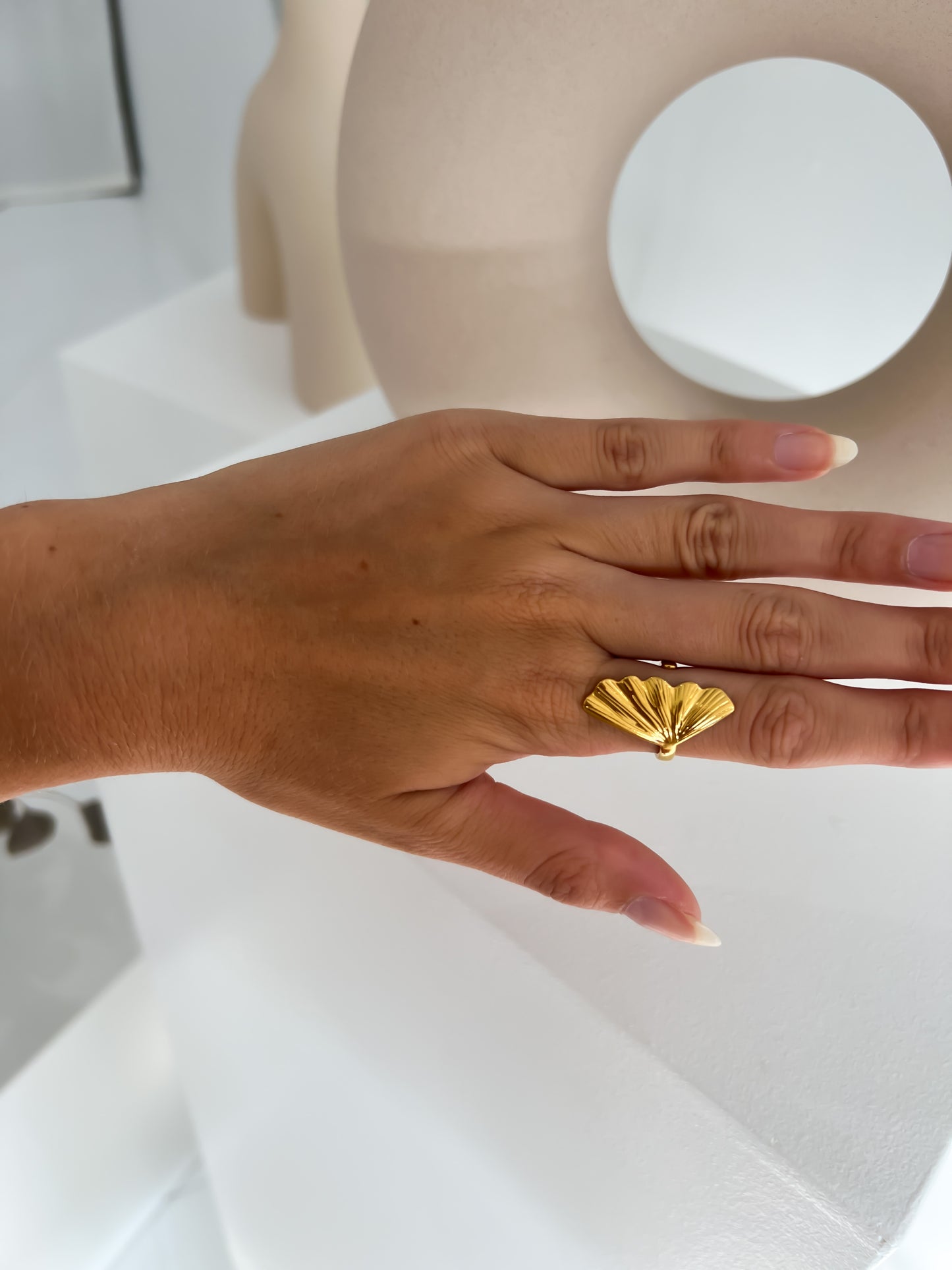 LEAF ME BE GOLD RING