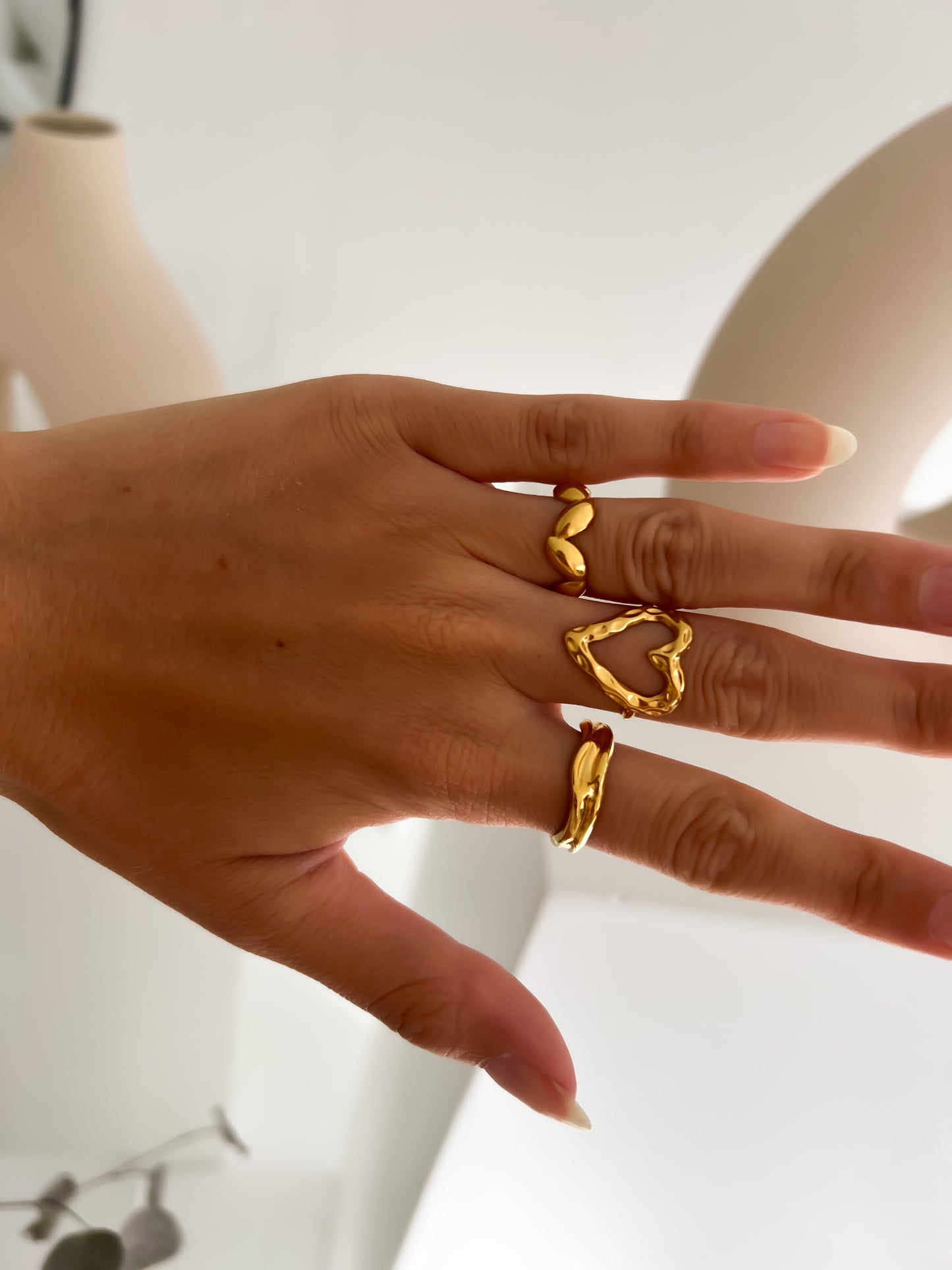 PEACEFUL GOLD RING