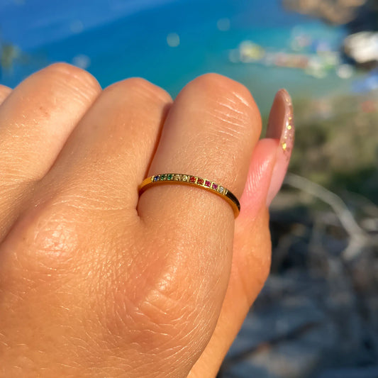 SIMPLE COLOR SPECTRUM RING