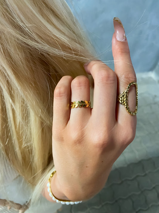 CLEOPATRA RING