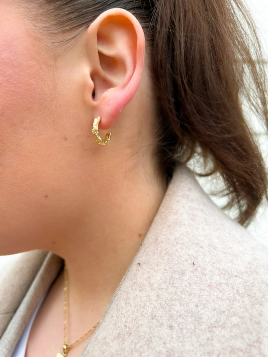 HAMMERED HOOPS GOLD EARRINGS